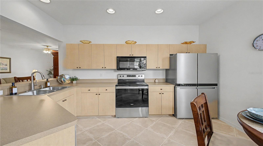 Spring Hill, Florida 34609, 2 Bedroom Bedrooms, ,2 Bathroombathrooms,Residential,For Sale,Sterling,0,Mfrtb8537205