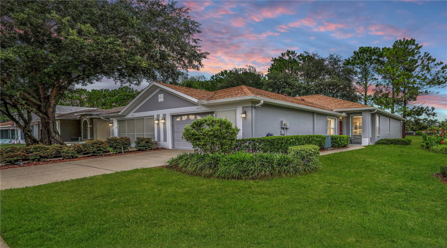 Spring Hill, Florida 34609, 2 Bedroom Bedrooms, ,2 Bathroombathrooms,Residential,For Sale,Sterling,0,Mfrtb8537205