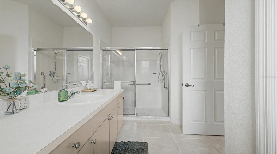 Spring Hill, Florida 34609, 2 Bedroom Bedrooms, ,2 Bathroombathrooms,Residential,For Sale,Sterling,0,Mfrtb8537205