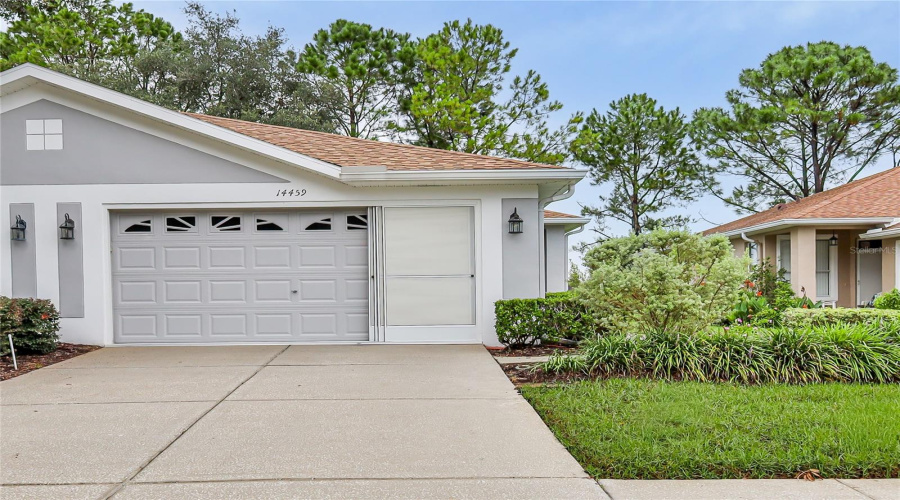 Spring Hill, Florida 34609, 2 Bedroom Bedrooms, ,2 Bathroombathrooms,Residential,For Sale,Sterling,0,Mfrtb8537205