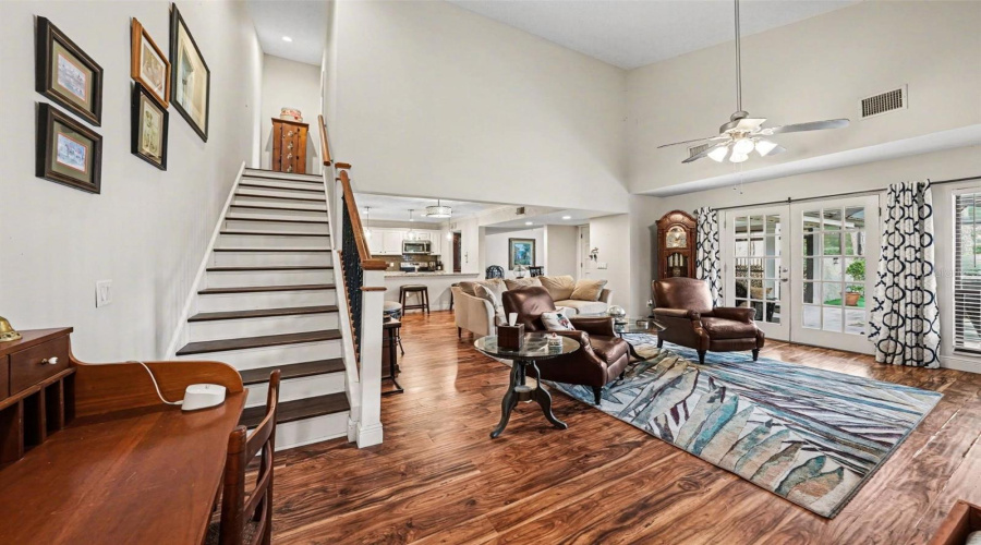 Tampa, Florida 33624, 2 Bedroom Bedrooms, ,2 Bathroombathrooms,Residential,For Sale,Umber,0,Mfrtb8495596