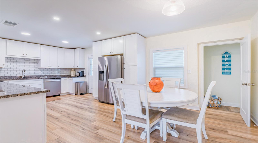Clearwater, Florida 33755, 4 Bedroom Bedrooms, ,2 Bathroombathrooms,Residential,For Sale,Springdale,0,Mfrn6145451