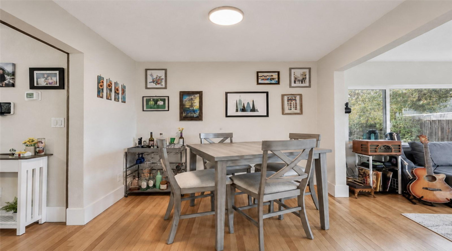 Orlando, Florida 32806, 3 Bedroom Bedrooms, ,2 Bathroombathrooms,Residential,For Sale,Jersey,0,Mfro6409218
