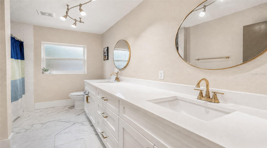 Orlando, Florida 32806, 3 Bedroom Bedrooms, ,2 Bathroombathrooms,Residential,For Sale,Jersey,0,Mfro6409218