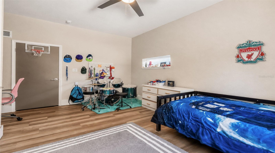 Orlando, Florida 32806, 3 Bedroom Bedrooms, ,2 Bathroombathrooms,Residential,For Sale,Jersey,0,Mfro6409218