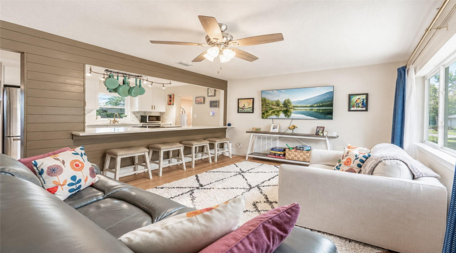 Orlando, Florida 32806, 3 Bedroom Bedrooms, ,2 Bathroombathrooms,Residential,For Sale,Jersey,0,Mfro6409218