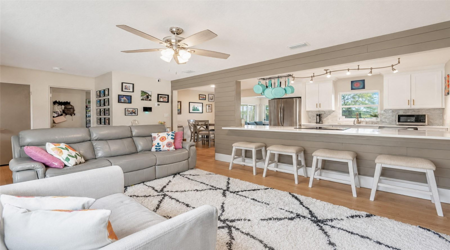 Orlando, Florida 32806, 3 Bedroom Bedrooms, ,2 Bathroombathrooms,Residential,For Sale,Jersey,0,Mfro6409218