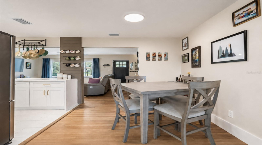 Orlando, Florida 32806, 3 Bedroom Bedrooms, ,2 Bathroombathrooms,Residential,For Sale,Jersey,0,Mfro6409218