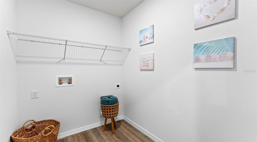 St Cloud, Florida 34773, 4 Bedroom Bedrooms, ,3 Bathroombathrooms,Residential,For Sale,Grey Moss,0,Mfro6396650