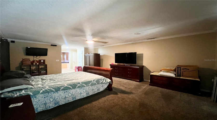 New Port Richey, Florida 34655, 3 Bedroom Bedrooms, ,2 Bathroombathrooms,Residential,For Sale,Redhawk,0,Mfrtb8493879