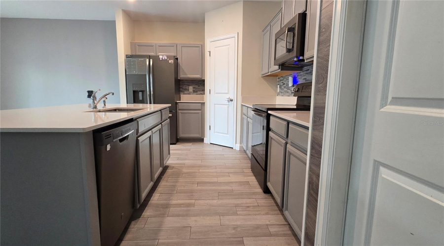 Haines City, Florida 33844, 4 Bedroom Bedrooms, ,2 Bathroombathrooms,Residential,For Sale,Woodlark,0,Mfro6428692