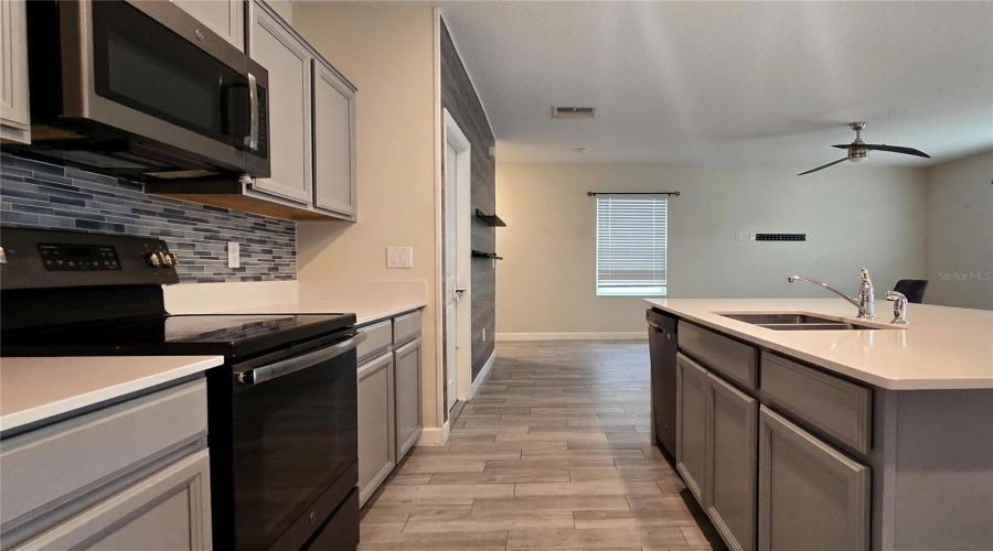 Haines City, Florida 33844, 4 Bedroom Bedrooms, ,2 Bathroombathrooms,Residential,For Sale,Woodlark,0,Mfro6428692