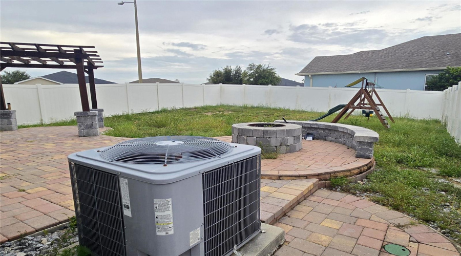 Haines City, Florida 33844, 4 Bedroom Bedrooms, ,2 Bathroombathrooms,Residential,For Sale,Woodlark,0,Mfro6428692