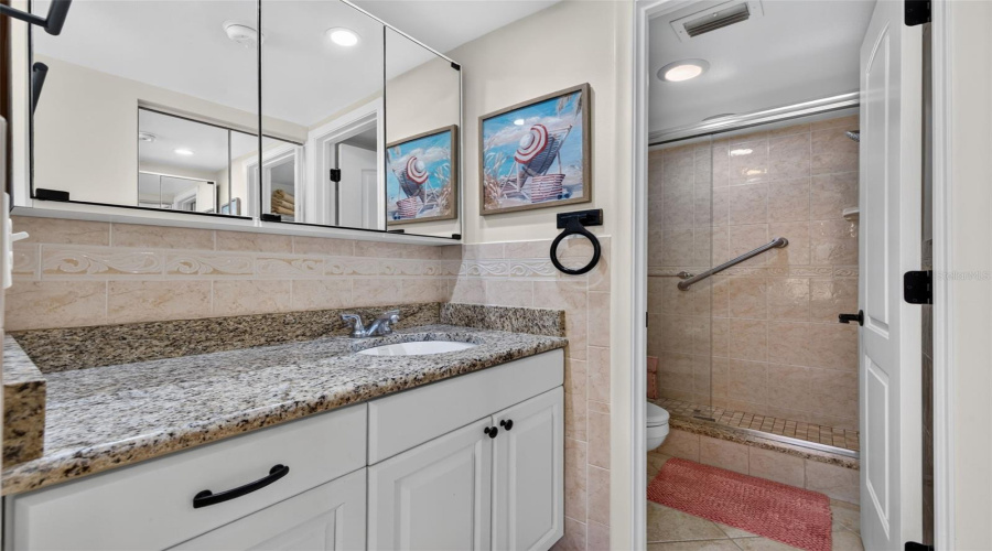 St Petersburg, Florida 33715, 2 Bedroom Bedrooms, ,2 Bathroombathrooms,Residential,For Sale,Bahia Del Mar,0,Mfrtb8516468