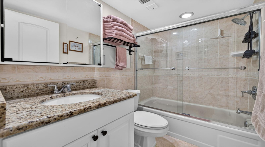 St Petersburg, Florida 33715, 2 Bedroom Bedrooms, ,2 Bathroombathrooms,Residential,For Sale,Bahia Del Mar,0,Mfrtb8516468