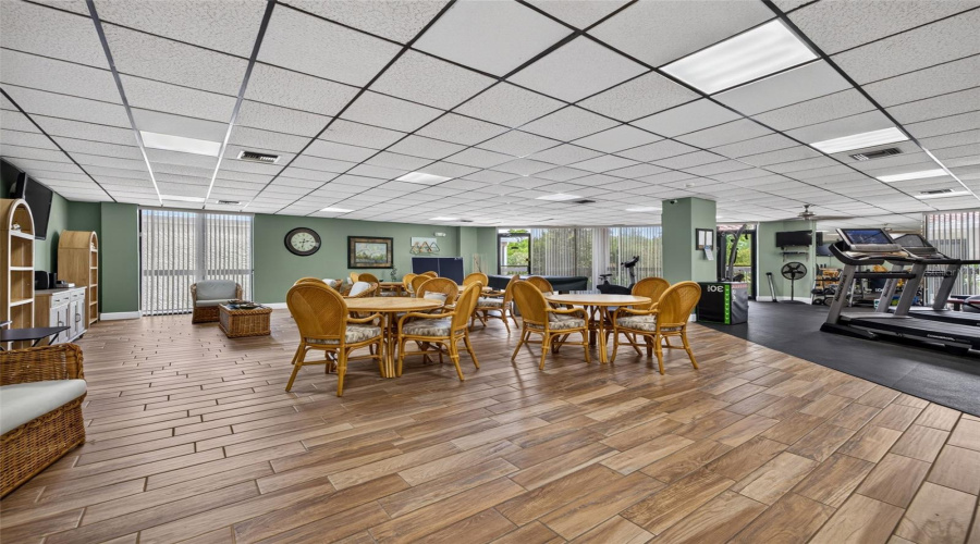 St Petersburg, Florida 33715, 2 Bedroom Bedrooms, ,2 Bathroombathrooms,Residential,For Sale,Bahia Del Mar,0,Mfrtb8516468
