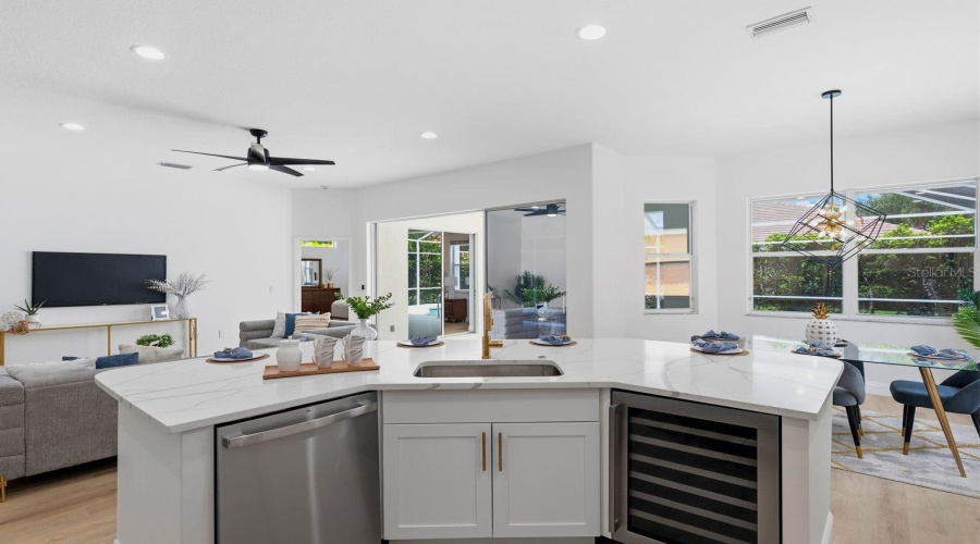 Sarasota, Florida 34243, 4 Bedroom Bedrooms, ,2 Bathroombathrooms,Residential,For Sale,Chaparral,0,Mfra4702439