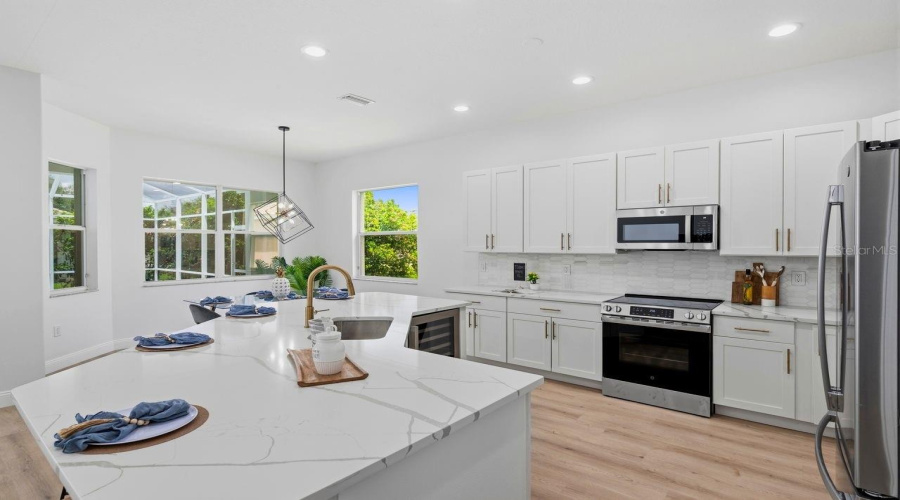Sarasota, Florida 34243, 4 Bedroom Bedrooms, ,2 Bathroombathrooms,Residential,For Sale,Chaparral,0,Mfra4702439