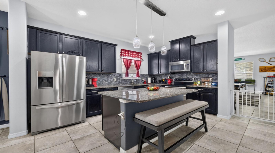 Orlando, Florida 32824, 3 Bedroom Bedrooms, ,2 Bathroombathrooms,Residential,For Sale,Old Plantation,0,Mfro6427236