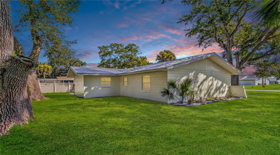 Port Orange, Florida 32127, 2 Bedroom Bedrooms, ,2 Bathroombathrooms,Residential,For Sale,Riverside,0,Mfrns1089068