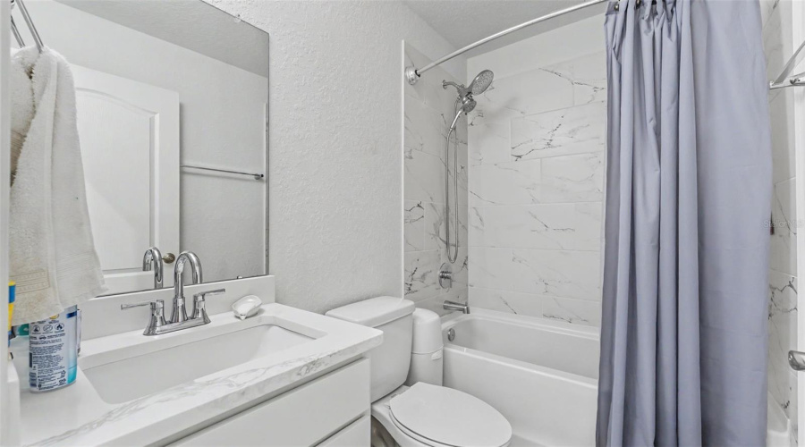 Lakeland, Florida 33813, 3 Bedroom Bedrooms, ,2 Bathroombathrooms,Residential,For Sale,Pintail,0,Mfrl4962896