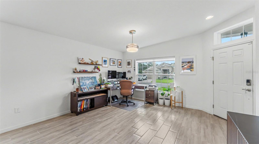 Lakeland, Florida 33813, 3 Bedroom Bedrooms, ,2 Bathroombathrooms,Residential,For Sale,Pintail,0,Mfrl4962896