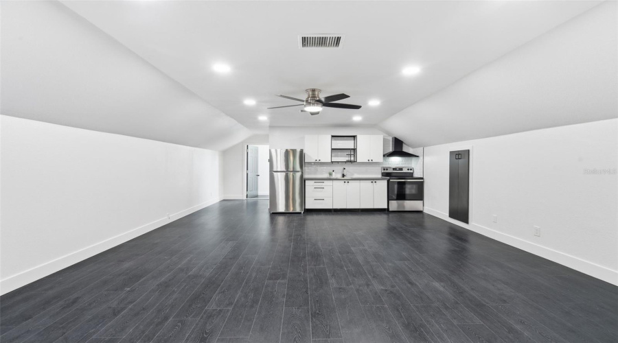 Apartment Living Room/ Dinning Combo