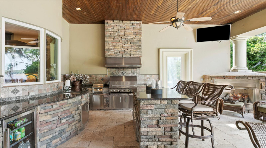 Odessa, Florida 33556, 8 Bedroom Bedrooms, ,8 Bathroombathrooms,Residential,For Sale,Post,0,Mfrtb8500578