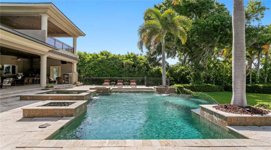 Odessa, Florida 33556, 8 Bedroom Bedrooms, ,8 Bathroombathrooms,Residential,For Sale,Post,0,Mfrtb8500578