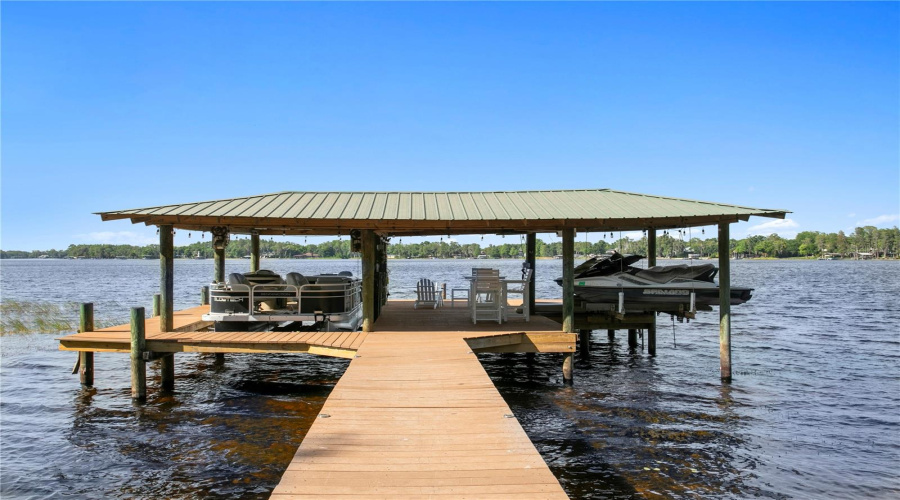 Odessa, Florida 33556, 8 Bedroom Bedrooms, ,8 Bathroombathrooms,Residential,For Sale,Post,0,Mfrtb8500578
