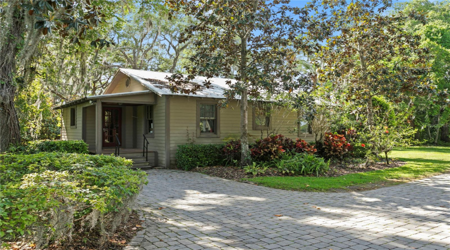 Odessa, Florida 33556, 8 Bedroom Bedrooms, ,8 Bathroombathrooms,Residential,For Sale,Post,0,Mfrtb8500578