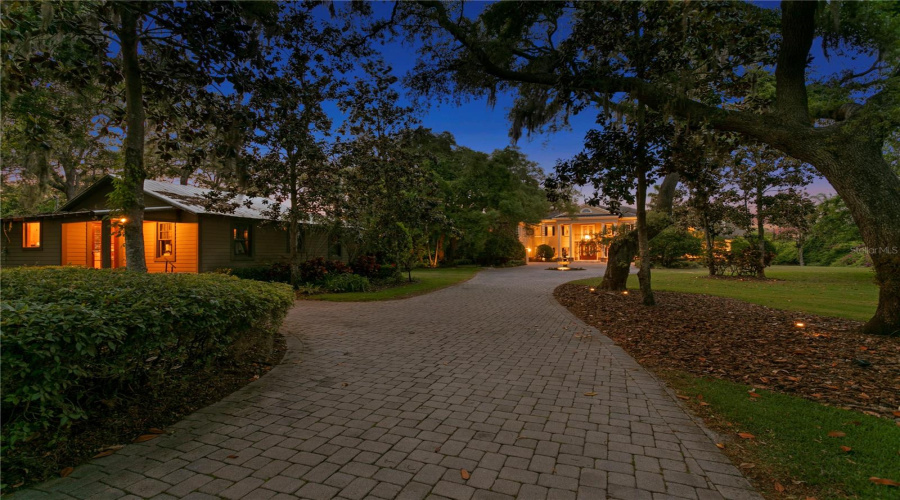 Odessa, Florida 33556, 8 Bedroom Bedrooms, ,8 Bathroombathrooms,Residential,For Sale,Post,0,Mfrtb8500578