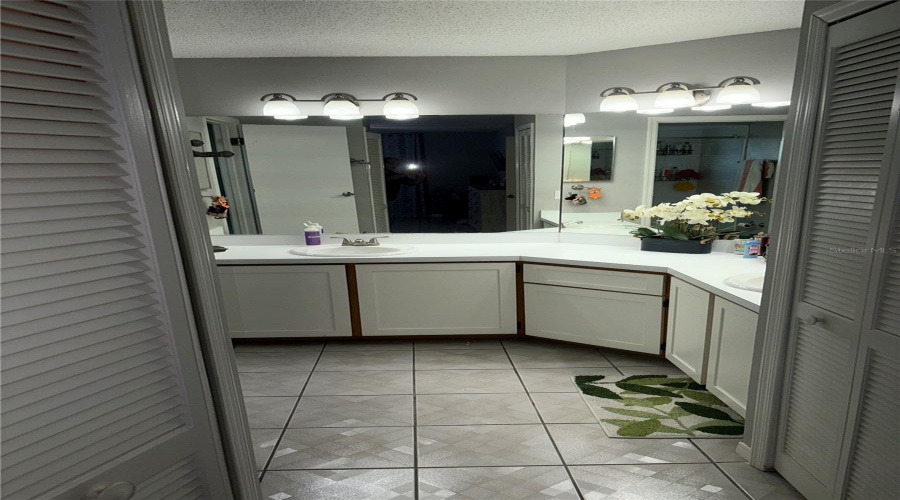 Deltona, Florida 32738, 3 Bedroom Bedrooms, ,2 Bathroombathrooms,Residential,For Sale,Courtland,0,Mfrfc320909
