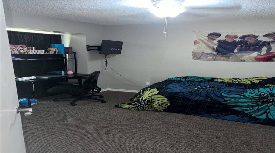 Deltona, Florida 32738, 3 Bedroom Bedrooms, ,2 Bathroombathrooms,Residential,For Sale,Courtland,0,Mfrfc320909