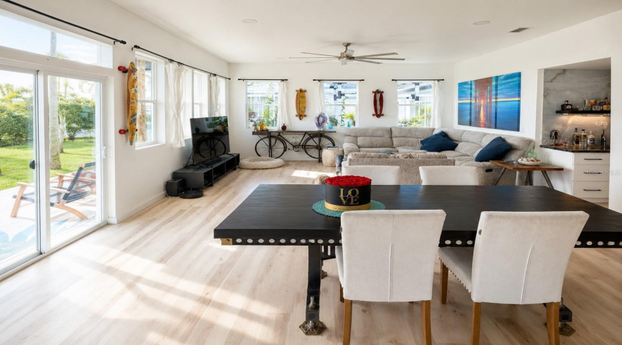 Edgewater, Florida 32132, 3 Bedroom Bedrooms, ,3 Bathroombathrooms,Residential,For Sale,Riverside,0,Mfro6403602