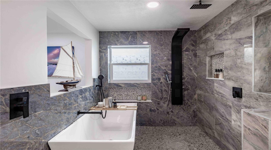 Edgewater, Florida 32132, 3 Bedroom Bedrooms, ,3 Bathroombathrooms,Residential,For Sale,Riverside,0,Mfro6403602
