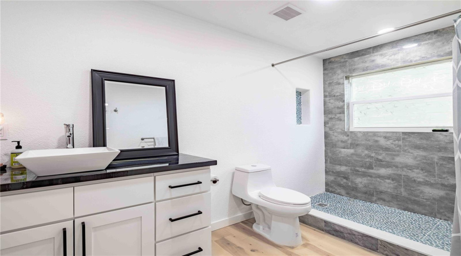 Edgewater, Florida 32132, 3 Bedroom Bedrooms, ,3 Bathroombathrooms,Residential,For Sale,Riverside,0,Mfro6403602