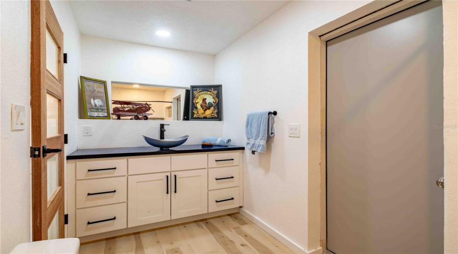 Edgewater, Florida 32132, 3 Bedroom Bedrooms, ,3 Bathroombathrooms,Residential,For Sale,Riverside,0,Mfro6403602