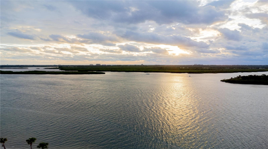Edgewater, Florida 32132, 3 Bedroom Bedrooms, ,3 Bathroombathrooms,Residential,For Sale,Riverside,0,Mfro6403602