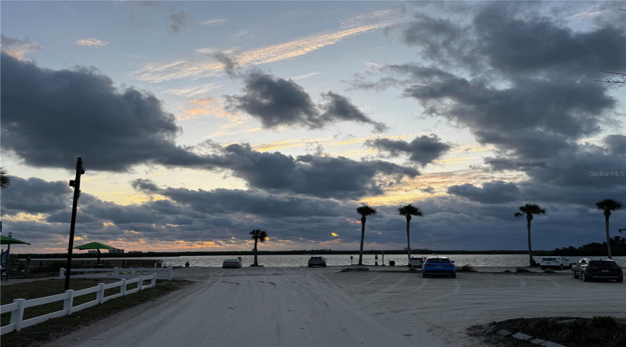 Edgewater, Florida 32132, 3 Bedroom Bedrooms, ,3 Bathroombathrooms,Residential,For Sale,Riverside,0,Mfro6403602