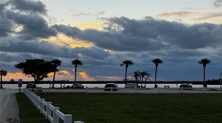 Edgewater, Florida 32132, 3 Bedroom Bedrooms, ,3 Bathroombathrooms,Residential,For Sale,Riverside,0,Mfro6403602