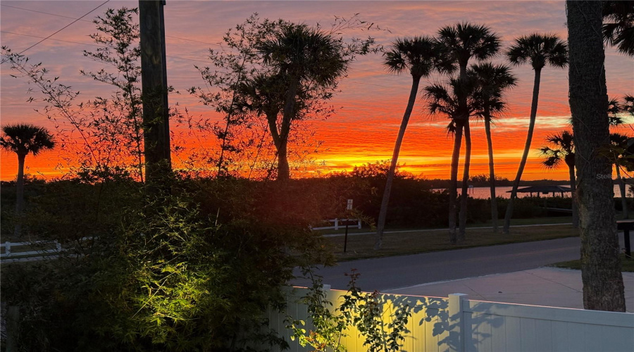 Edgewater, Florida 32132, 3 Bedroom Bedrooms, ,3 Bathroombathrooms,Residential,For Sale,Riverside,0,Mfro6403602