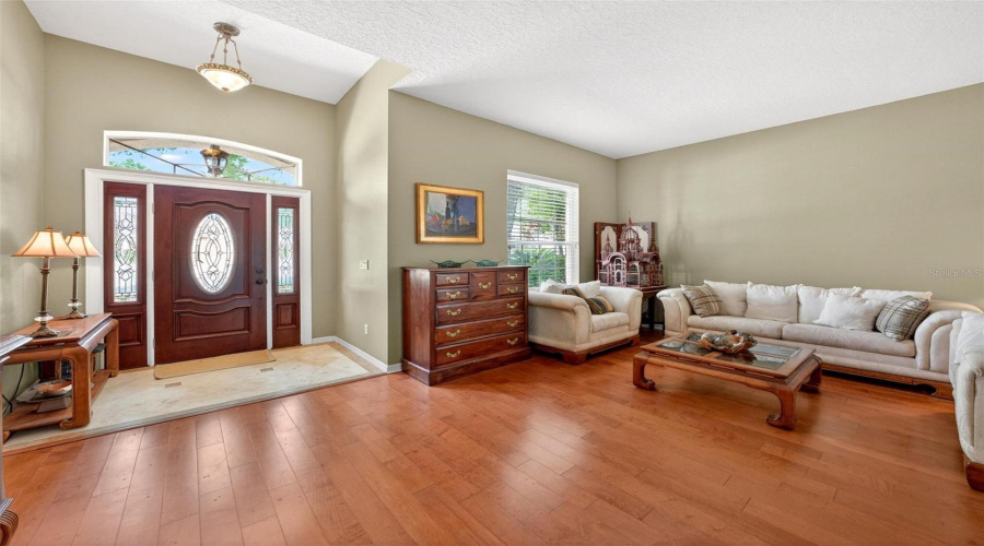 Lake Mary, Florida 32746, 4 Bedroom Bedrooms, ,3 Bathroombathrooms,Residential,For Sale,Pickfair,0,Mfro6389470