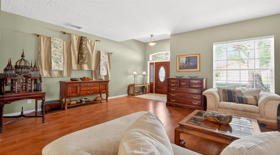 Lake Mary, Florida 32746, 4 Bedroom Bedrooms, ,3 Bathroombathrooms,Residential,For Sale,Pickfair,0,Mfro6389470