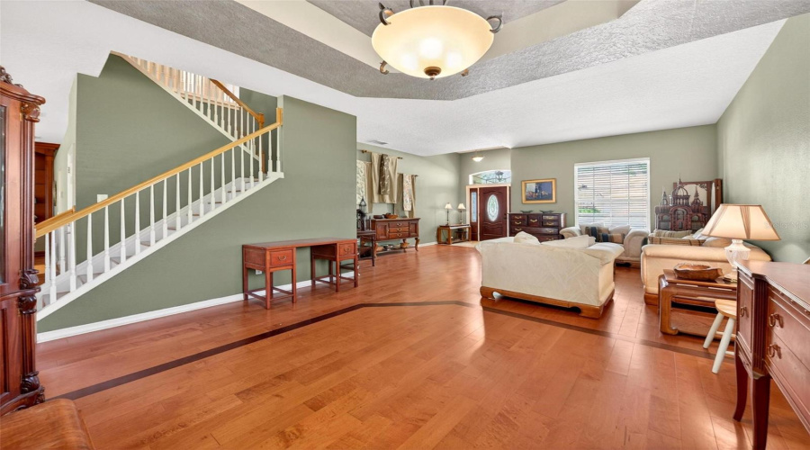Lake Mary, Florida 32746, 4 Bedroom Bedrooms, ,3 Bathroombathrooms,Residential,For Sale,Pickfair,0,Mfro6389470