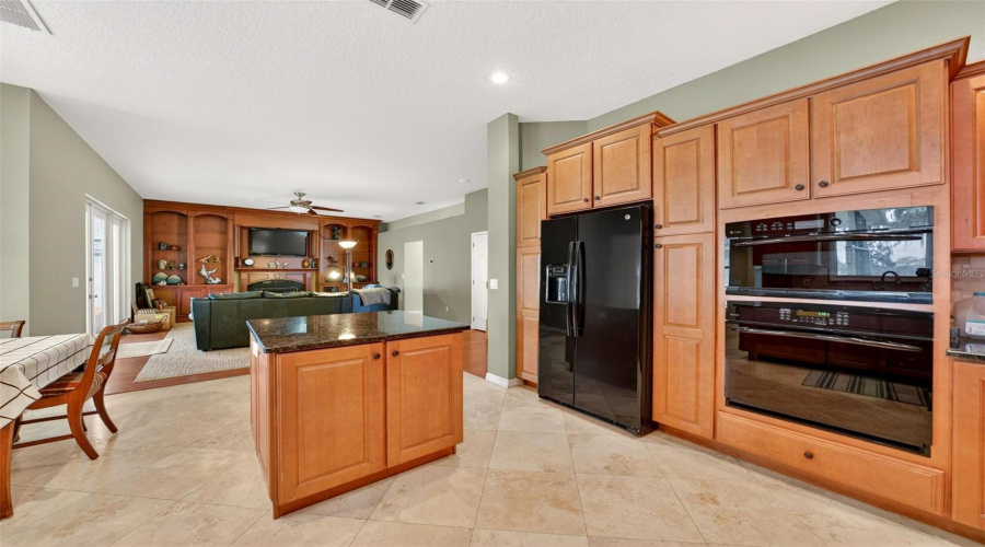 Lake Mary, Florida 32746, 4 Bedroom Bedrooms, ,3 Bathroombathrooms,Residential,For Sale,Pickfair,0,Mfro6389470