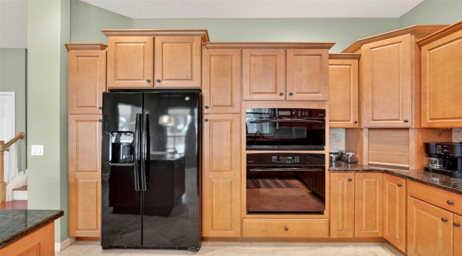 Lake Mary, Florida 32746, 4 Bedroom Bedrooms, ,3 Bathroombathrooms,Residential,For Sale,Pickfair,0,Mfro6389470
