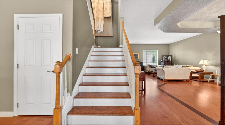Lake Mary, Florida 32746, 4 Bedroom Bedrooms, ,3 Bathroombathrooms,Residential,For Sale,Pickfair,0,Mfro6389470