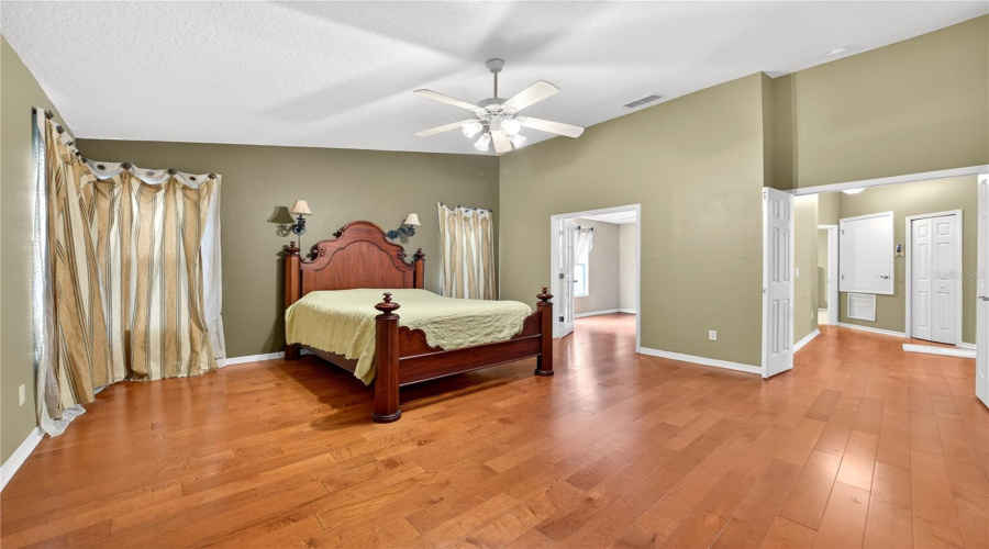 Lake Mary, Florida 32746, 4 Bedroom Bedrooms, ,3 Bathroombathrooms,Residential,For Sale,Pickfair,0,Mfro6389470