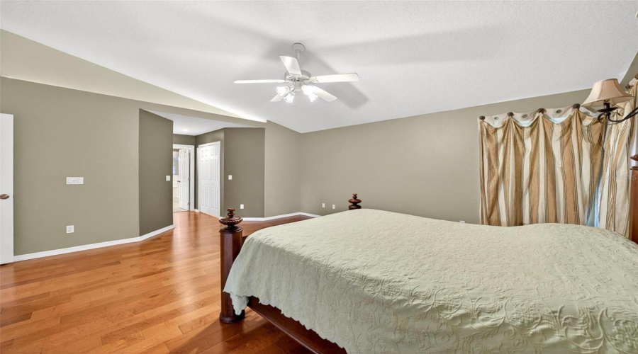 Lake Mary, Florida 32746, 4 Bedroom Bedrooms, ,3 Bathroombathrooms,Residential,For Sale,Pickfair,0,Mfro6389470